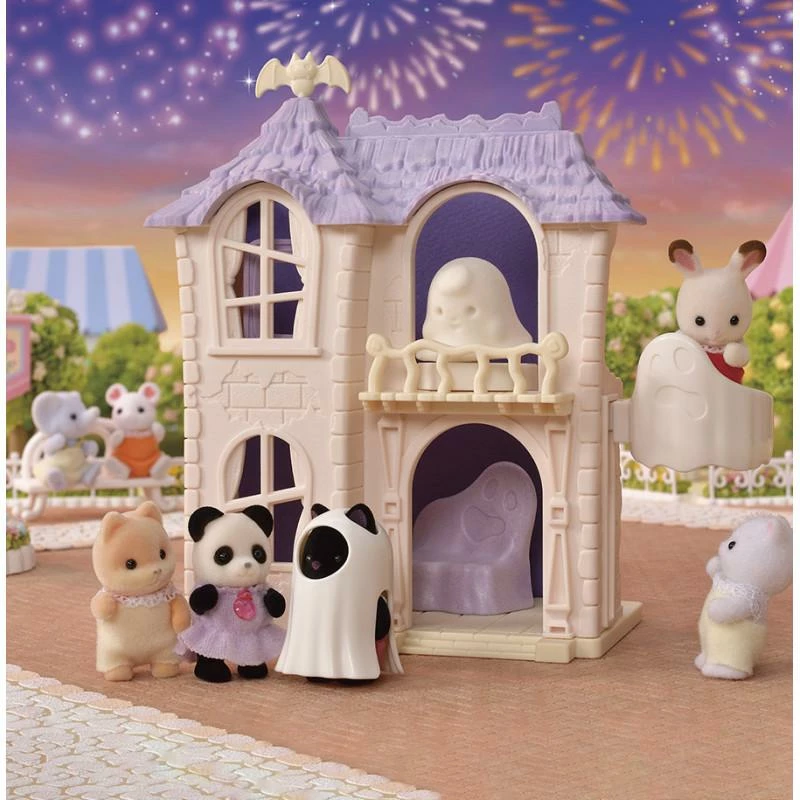 Sylvanian Families Sylvanian Family 5542 : La Maison Hantée 1 Sylvanian Families Sylvanian Family 5542 : La Maison Hantée