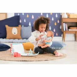 Accessoires Mon Grand Poupon Corolle : Sac à Langer Et Accessoires Pour Poupon 36 Et 42 Cm 15 Accessoires Mon Grand Poupon Corolle : Sac à Langer Et Accessoires Pour Poupon 36 Et 42 Cm -Boutique Djeco p7 FULL 42